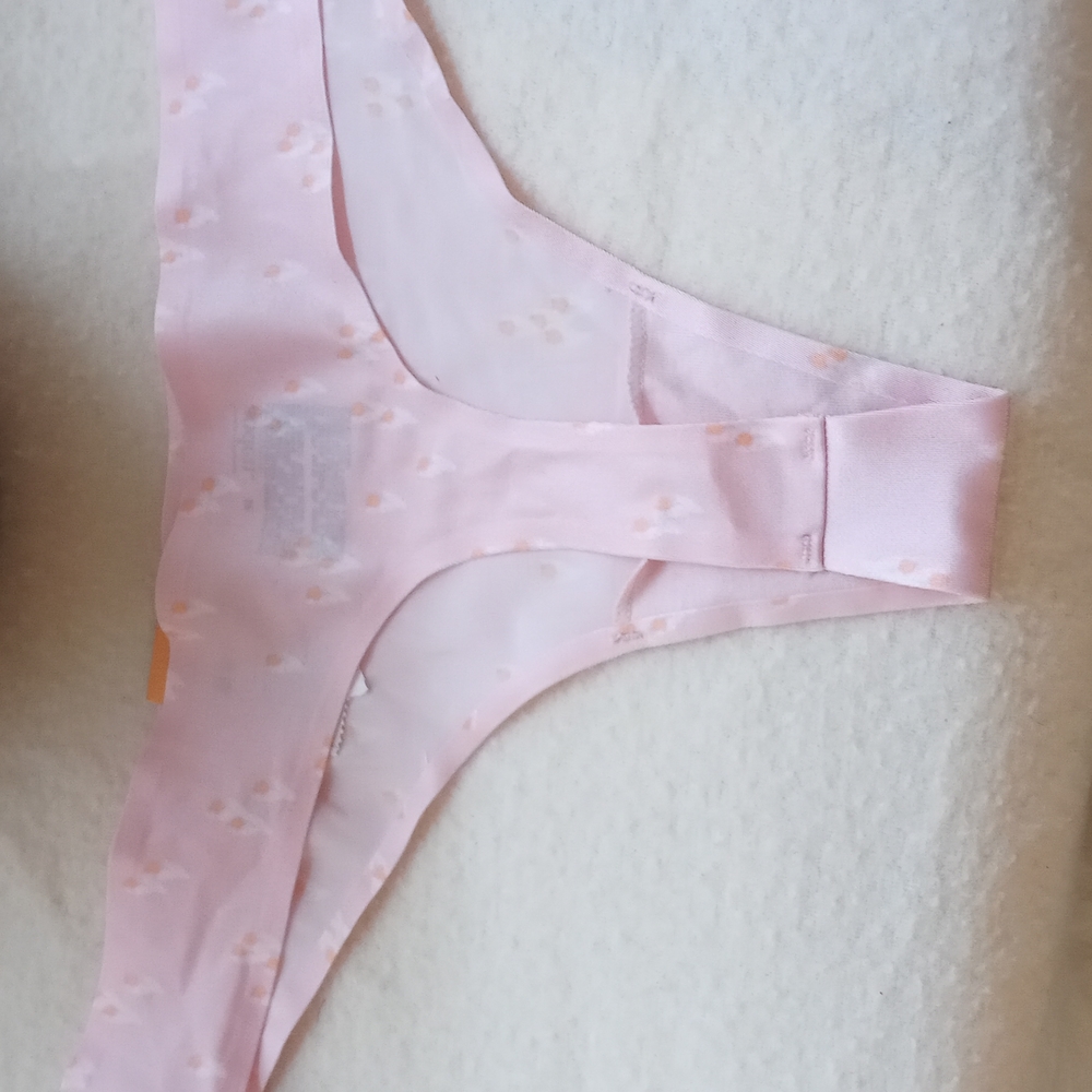 Thong - Picture 2 of 3